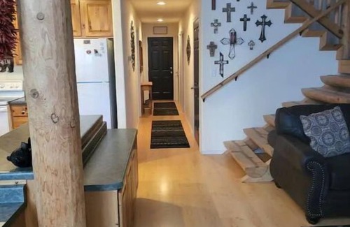 Ruidoso Cabin | A Place for Royalty!