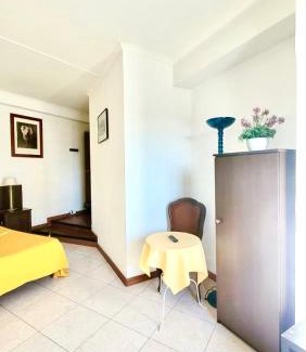 Sao Sebastiao da Pedreira House | A Ponte Marques de Pombal