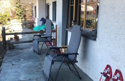 Saint-Luc Apartment | A proximité immédiate du départ du funiculaire et des pistes, idéal pour 2 à 4 personnes. L'accès à