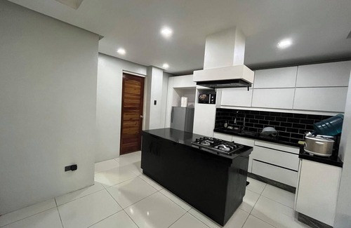 Baguio House | A quiet and amazing place with mountain view and cool breeze of Baguio City.