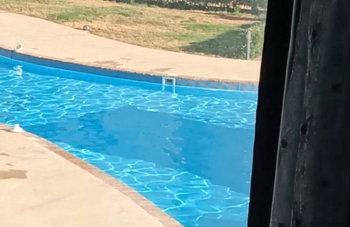 Ras Umm Sid Apartment | A quiet apartment (100 M) located in a beautiful resort