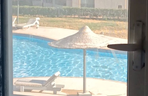 Ras Umm Sid Apartment | A quiet apartment (100 M) located in a beautiful resort