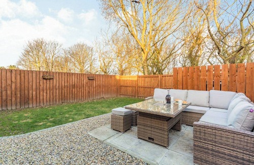 North Sunderland Cottage | A real luxury gem nestled within the quaint streets of North Sunderland.