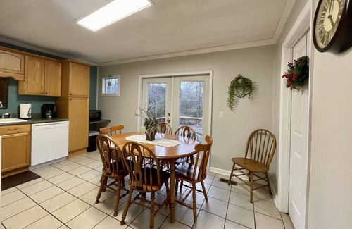 Lupton City House | A relaxing Mountain retreat - 15 - 20 minutes to downtown Chattanooga!