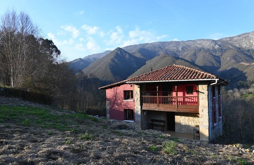 Mestas Cottage | A Retreat in Nature - Sea and Mountain, Llanes.