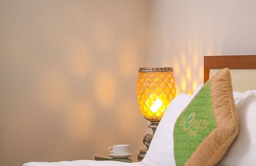 Bui Thi Xuan Hotel | A romantic 4-star hotel in the center of Hanoi