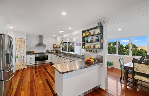 Hunchy House | A romantic and dreamy getaway @ Dreamy Escapes Sunshine Coast Hinterland