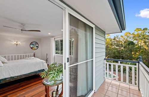 Hunchy House | A romantic and dreamy getaway @ Dreamy Escapes Sunshine Coast Hinterland