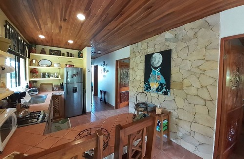 La Fortuna House | A Romantic Hidden Jungle Gem just for Two, Spectacular Views, A/C & Private Pool
