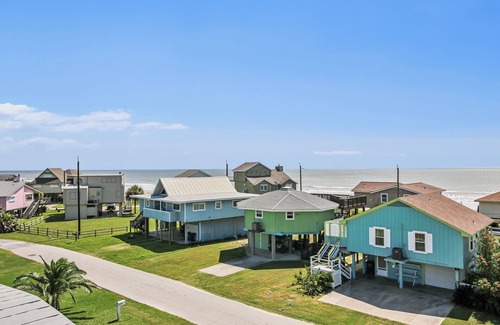 Bermuda Beach Cottage | A Salty Kiss