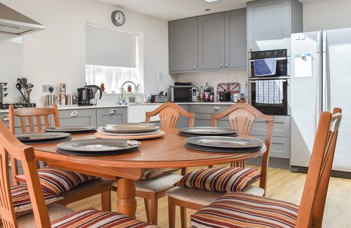 West Mersea Cottage | A seaside stay but with so much more.