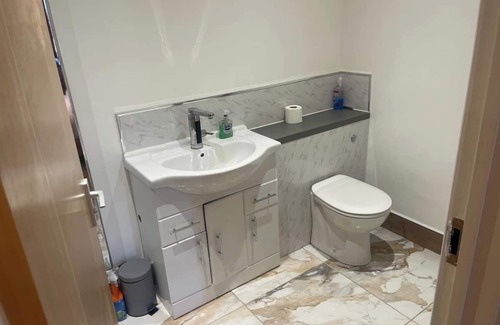Sleaford Apartment | A self contained apartment located in a very quiet village, free private parking