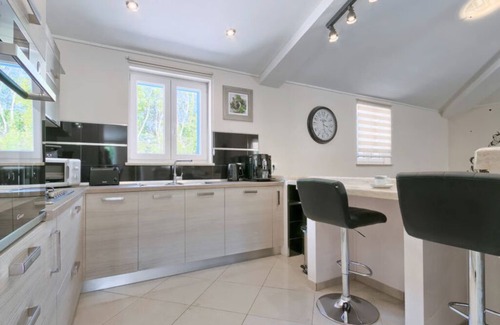 Snasici Villa | A spacious 4 bedroom villa with private pool and sauna