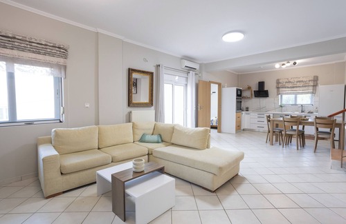 Gerani Apartment | A spacious, fully-equiped Duplex ready to make your stay care-free