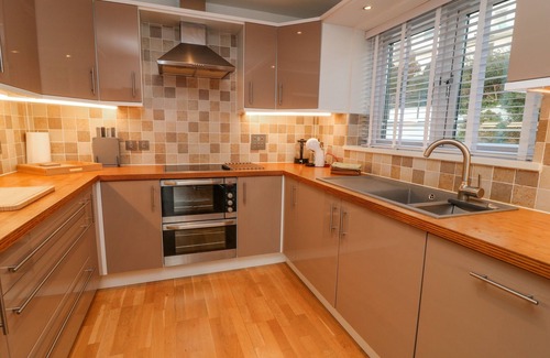 Downderry Cottage | A STONE'S THROW, pet friendly, country holiday cottage in Downderry