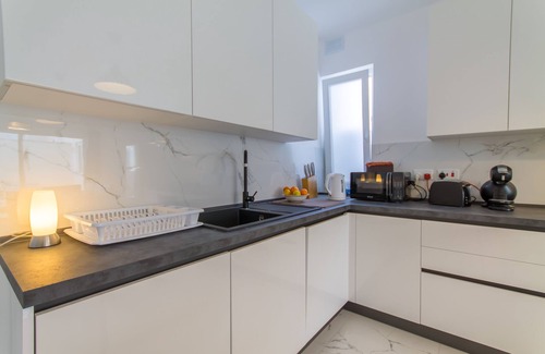 Sliema Apartment | A Sunny Penthouse Modern 2 bdr - Sliema, Tas Sliema, Malta