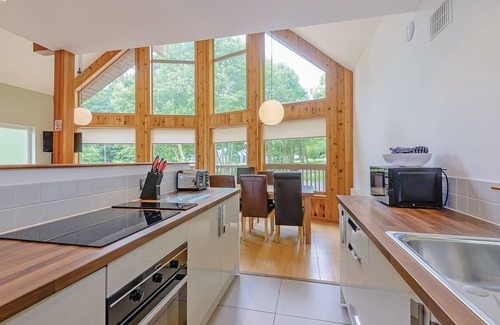 Llangollen Ski Chalet | A superb contemporary one storey luxury lodge with two doubles.