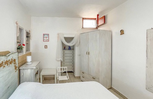 Castro House | A terraced house with sea view built in 1985 on the southern tip of the heel of Italy.