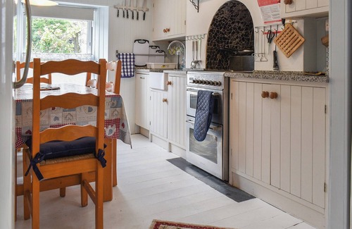 Gorran Haven Cottage | A traditional fisherman’s cottage in the picturesque village of Gorran Haven.