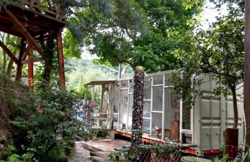 Sanyi Ski Chalet | A tree house 4 big rooms