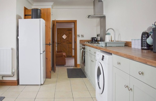 Clenchwarton Cottage | A truly lovely country cottage set in the heart of historic Norfolk.