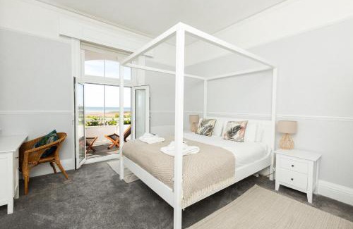 Westgate-on-Sea Apartment | A View Of The Bay- Close to Margate - Sleeps 3