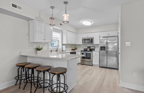 Atlantic Beach House | A Walk on the Beach B gets your feet in the sand within 250 ft. Pet friendly
