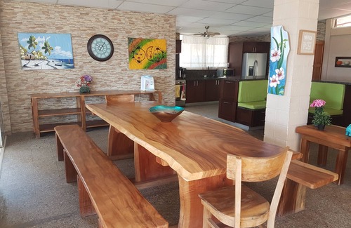 San Luis Talpa House | "A Wave from it All" Let the Waves Wash Your Cares Away.
