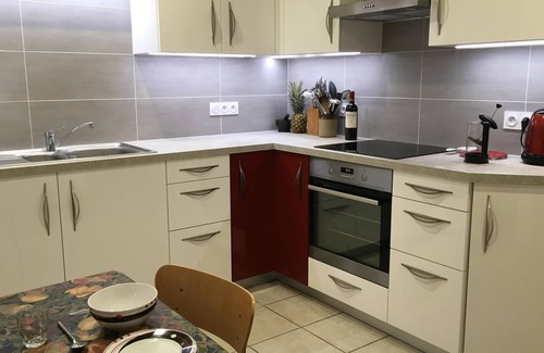 Saint-Vincent-sur-Graon House | A well equipped, quiet, private and comfortable self catering Holiday Home