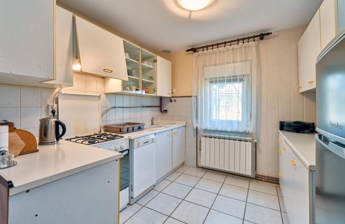 Molve House | A well located vacation home on the Croatian-Hungarian border.