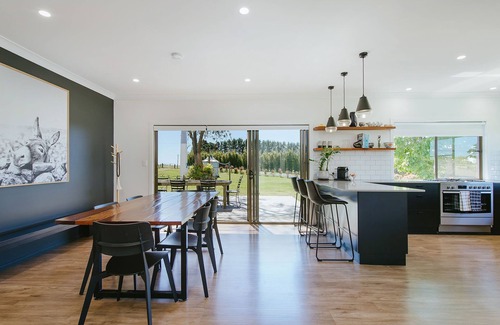 Comboyne House | A Wonderful Country Relax. Reconnect with nature.