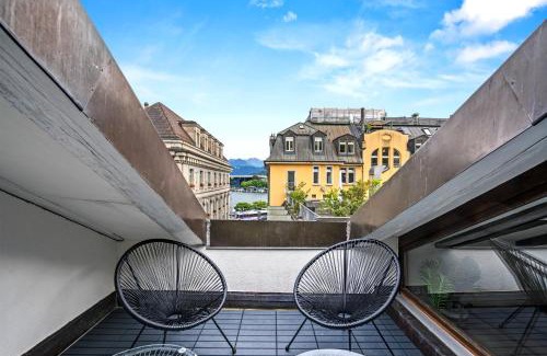 Lucerne Apartment | A&Y LakeHouse Golden Swan