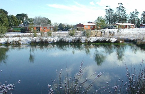 Promised Land Cottage | AAA Granary Accomm - Dads 3 bedroom Cottage