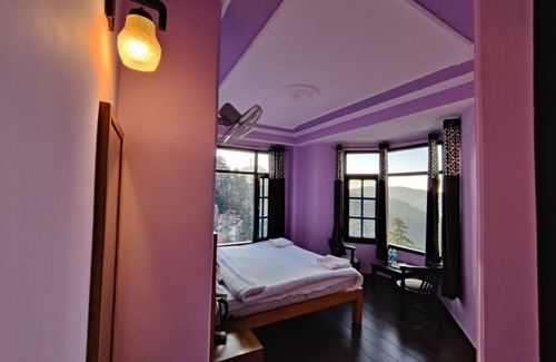 Shimla Bed & Breakfast | Aarika Homestay