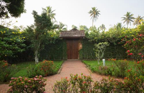 Kumarakom Resort | Abad Whispering Palms