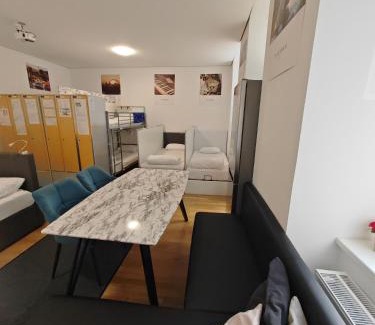Rudolfsheim-Funfhaus House | ABAI Apartments 1140 only WWW-On-line-Check-in & SelfService