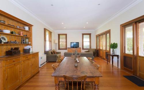 Queenscliff House | Abaleen House