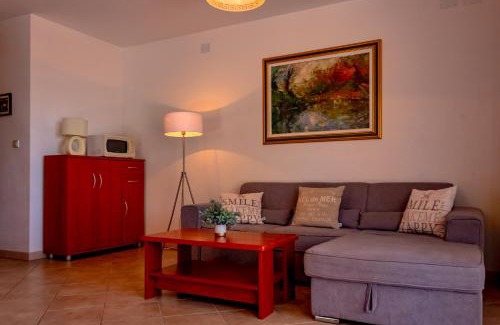 Kornic Apartment | Abby