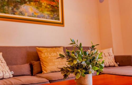 Kornic Apartment | Abby