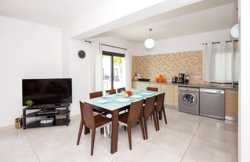 Kapparis Villa | ABDERA - 4bed Villa located in the centre of Kapparis