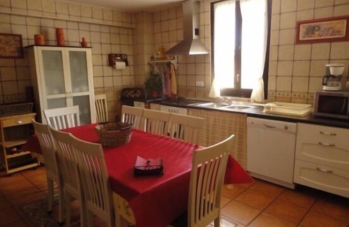Fuentelisendo Cottage | ABELESTERURAL tourist complex, full rental.