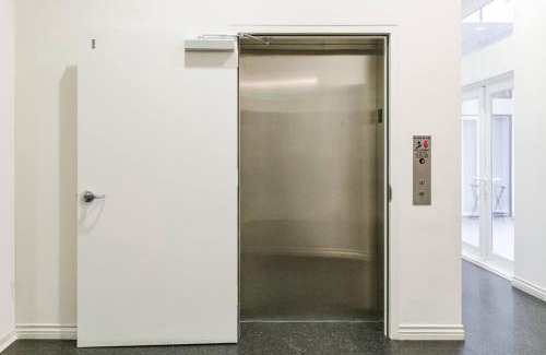 Historic Core Apartment | Abode Los Angeles - Downtown Historic Core