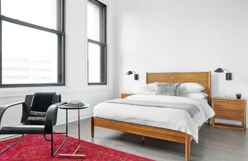 Downtown Pittsburgh Apartment | Abode Pittsburgh - Downtown Convention Center