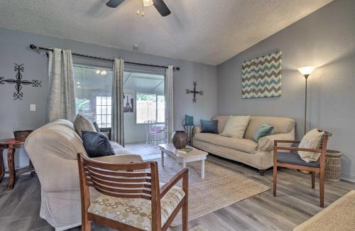 Pine Hills House | about 9 Mi to Universal Orlando Retreat with Sun Porch!