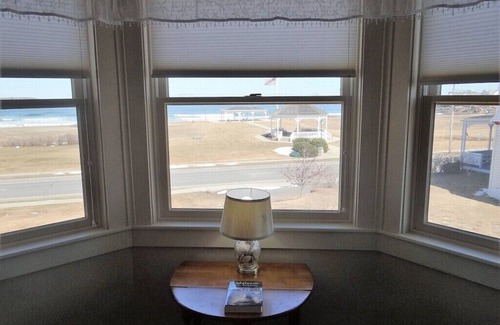 York Beach Condo | About Serenity Found