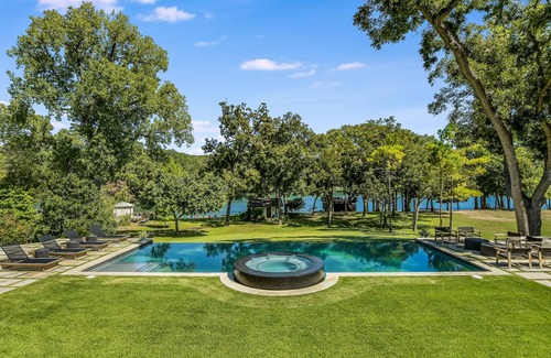 Cypress Banks House | Above Sapphire | LakefrontI Casita | Pool&Spa ILake Beach IDock