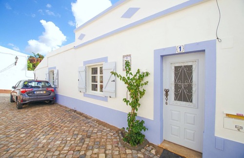 Silves House | Above the roofs of Silves