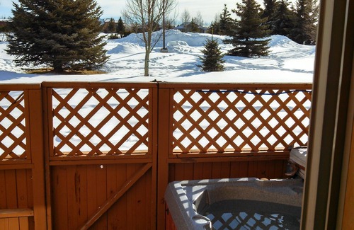 Red Lodge House | "Absaroka Clubhouse" Vacation Rental Homes Red Lodge, Montana