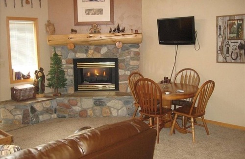 Red Lodge House | "Absaroka Clubhouse" Vacation Rental Homes Red Lodge, Montana