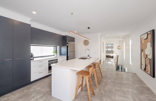 Marcoola House | Absolute Beachfront Marcoola 4BR, Heated Spa